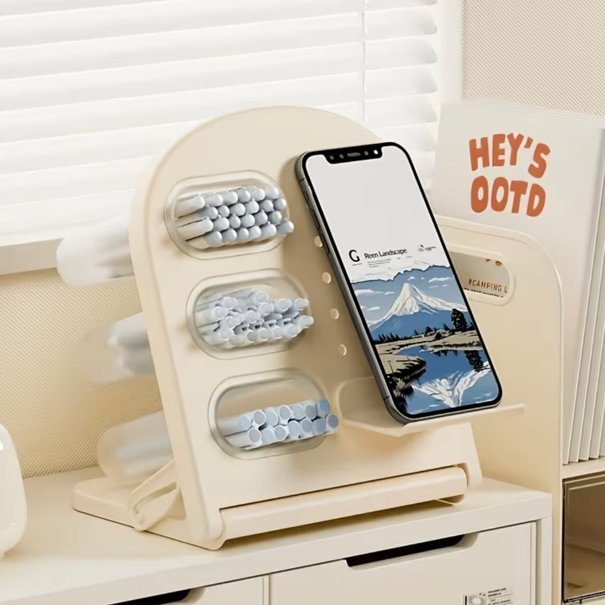 Acrylic Markers Stand & Oragnizer
